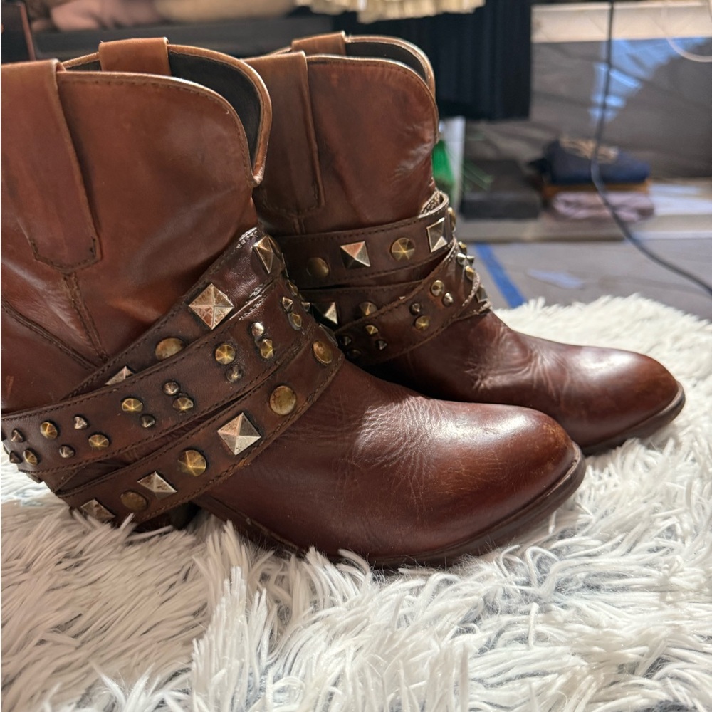 Coral boots size 10, like new - Picture 6 of 8
